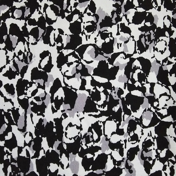 NWT TAHARI Long Sleeve Black & White Abstract Blouse, Comfortable Workwear, M - Picture 9 of 10